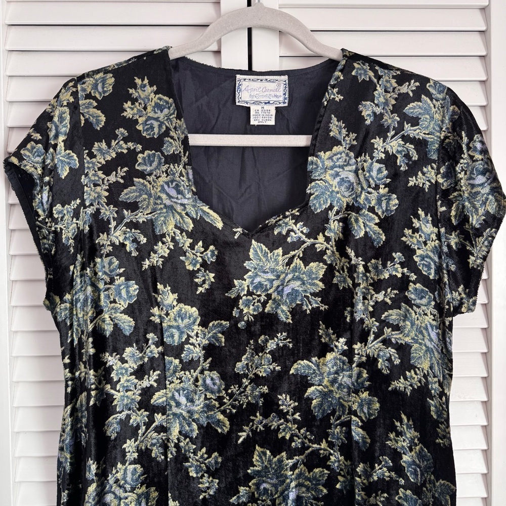 April Cornell Vintage Floral Velvet Short Sleeve Dress Black Cottagecore Medium - Picture 2 of 9